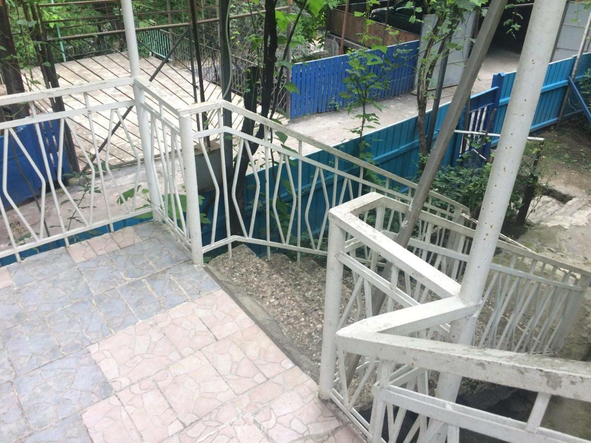 Guesthouse Malkhazi Borjomi Eksteriør bilde